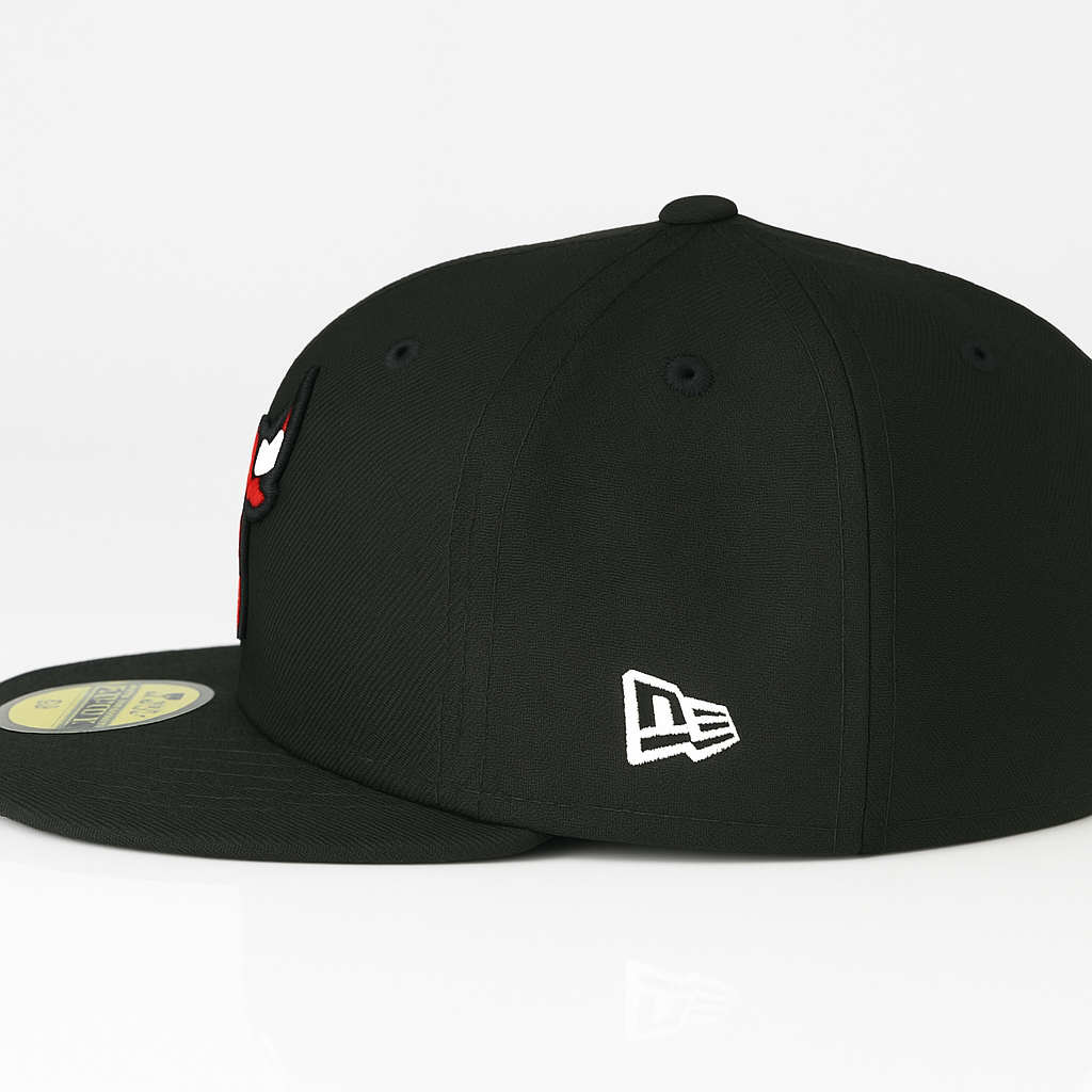 Official New Era Cap – Chicago Bulls 59FIFTY Fitted Hat (Black/Red)